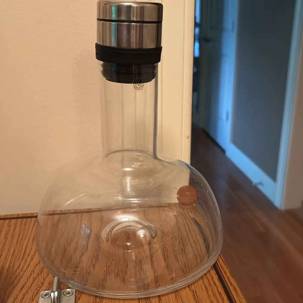 MENU Black Wine Breather Decanter Bar Accessory - Picture 2 of 7